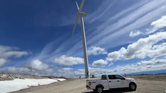 Peak Access Wind turbine repair British Columbia